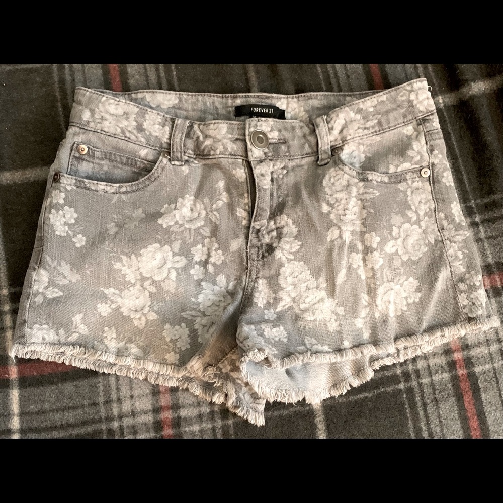 Forever21 Shorts -size 27